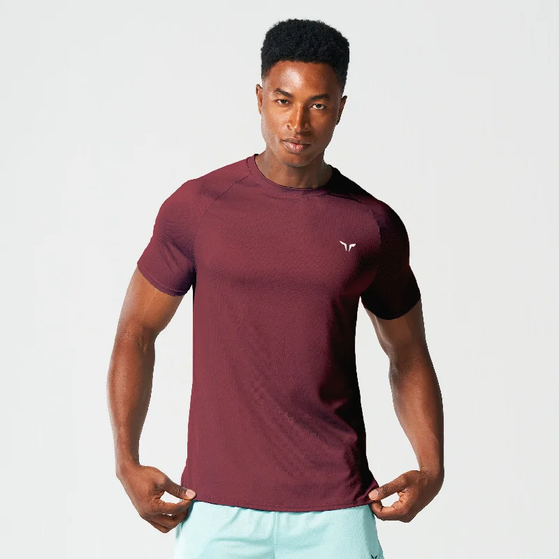 Core Mesh Tee 2.0 - Burgundy Tailored