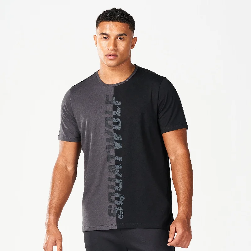 Split Logo Tee - Black Sporty Men's Athleisure 