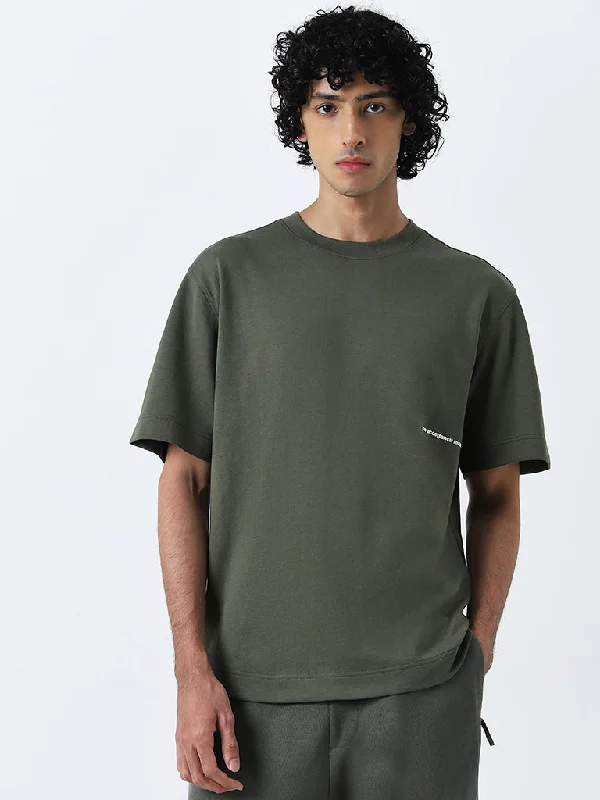 Studiofit Olive Text Printed Relaxed-Fit T-Shirt Luxurious Men's High