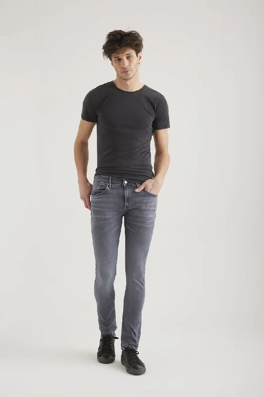 Leo Wellflex 5 Pocket Jeans Smoke Grey Beach