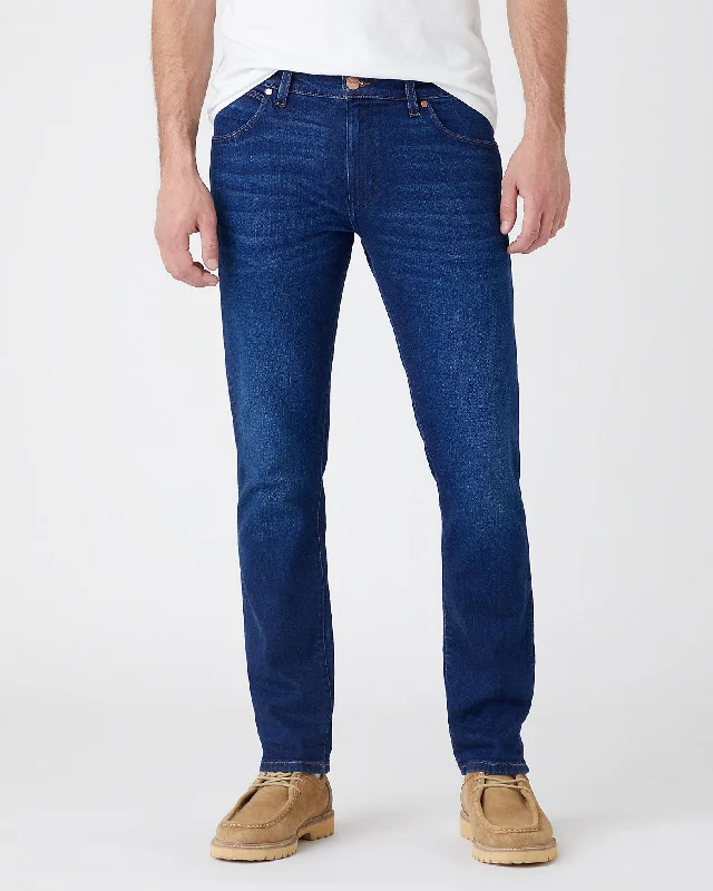 Wrangler Larston Slim Tapered Mens Jeans - The Bullseye Sophisticated Men's French